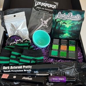 Gothic Beauty Accessories & Makeup Set